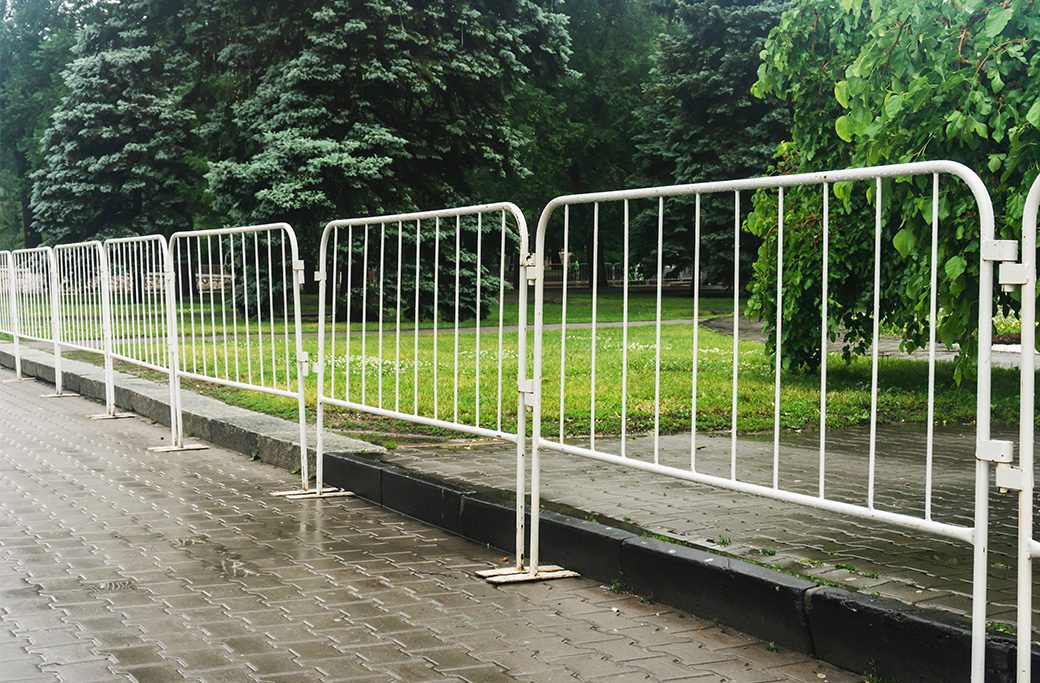 Spring Loaded Fencing What Is Temporary Fencing Used for in Spring? - Mobile Fence Inc